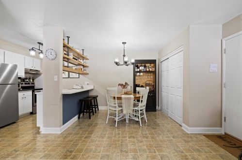 3985 84, Milwaukee WI 53228-2339 exterior