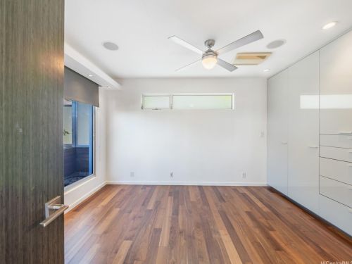 1538 Pele St, Honolulu HI 96813-2010 exterior