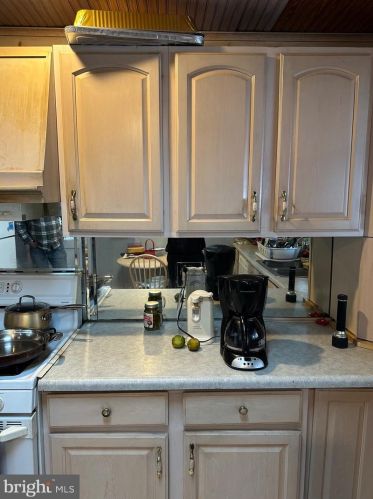 2160 Cumberland St, Philadelphia PA 19125-2245 exterior