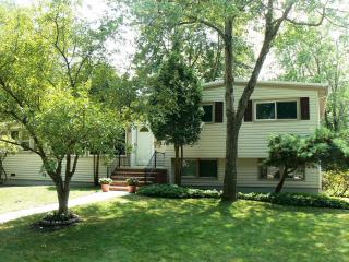 14 Fay Pl, Summit, NJ 07901-1416