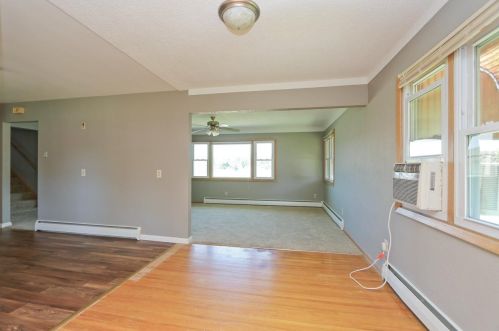 156 Spruce St, South Saint Paul MN 55075-3443 exterior