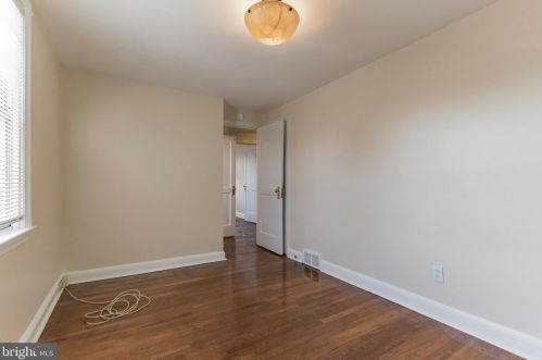 437 21 St, Chester PA 19013-5513 exterior