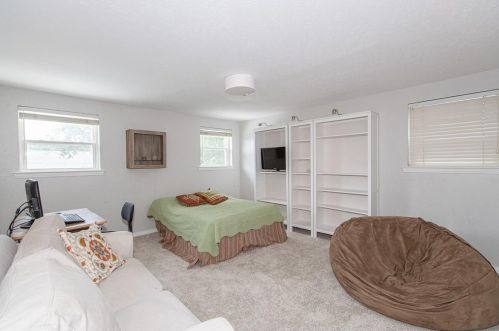 14140 Edgecrest Dr, Dallas TX 75254-2803 exterior