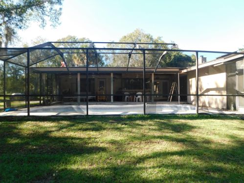 513 Ulrich Rd, Fort Pierce, FL 34982-3977