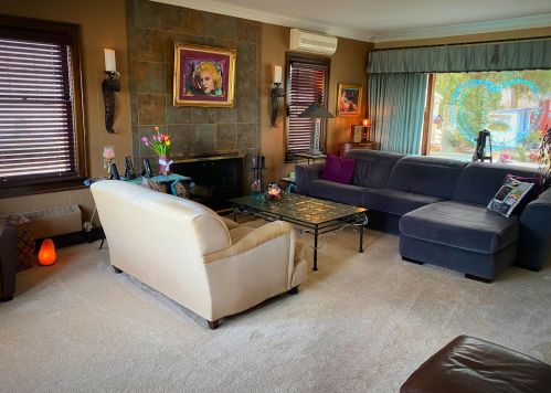 2751 Shr Dr, Milwaukee WI 53207-3007 exterior