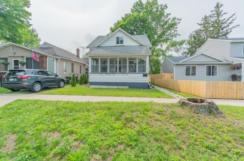 267 Merrill Ave, Meskegon, MI 49441-2072