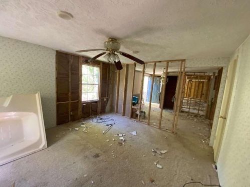 7423 Pleasant Hl Rd, Lithonia GA 30058-6360 exterior