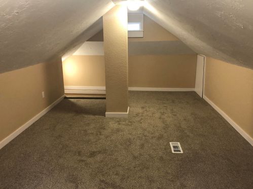 1011 Larch Ave, Meskegon MI  49441-2362 exterior