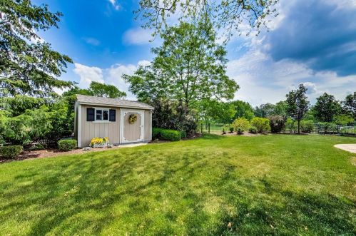 770 Greenview Rd, Itasca IL 60143-1835 exterior