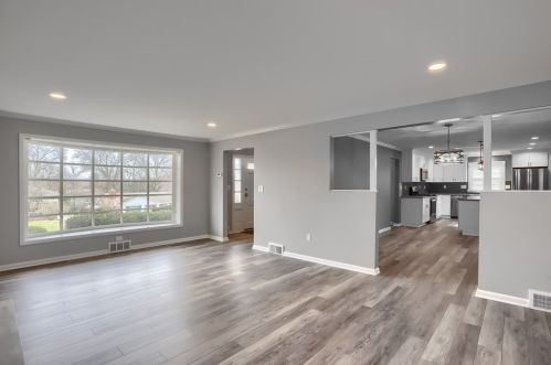 2630 Fairgreen Dr, Pittsburgh PA  15241-2916 exterior