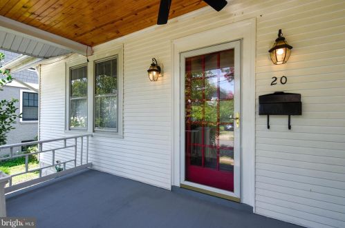 20 Masonic View Ave, Alexandria, VA 22301-2204