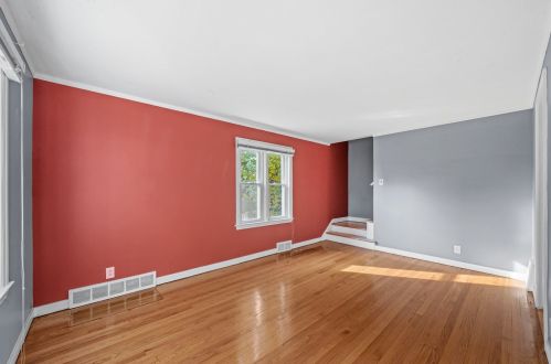 3432 57th Ct, Chicago, IL 60804-3838