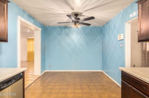 2116 Avalon Dr, Phoenix AZ 85015-5605 exterior