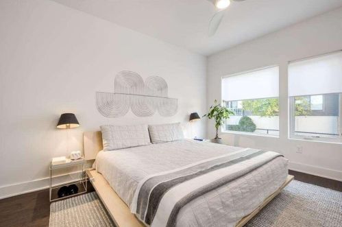 1277 Chelsea Cir, Atlanta GA 30318-1268 exterior