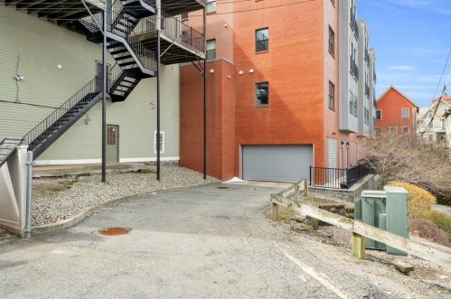 327 Centre St, Boston MA  02130 exterior