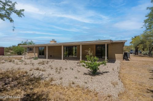 1959 Omar Dr, Tucson AZ  85704-1242 exterior