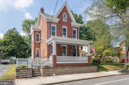 379 York St, Pottstown PA  19464-5261 exterior