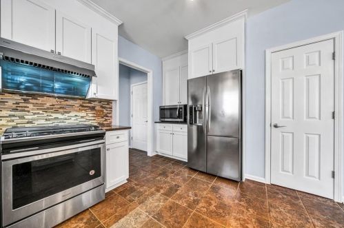 7020 Amberleigh Way, Duluth GA 30097-1892 exterior