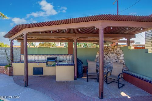 8532 Cuin Pl, Tucson AZ 85710-5939 exterior