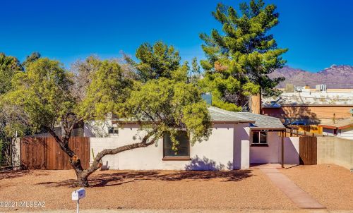 4137 1 St, Tucson AZ 85711-1510 exterior