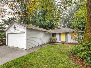 10031 50th Ave, Portland OR  97215-2604 exterior