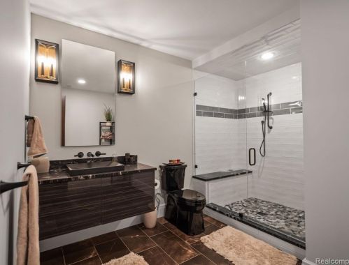 5105 Orch Rdg Dr, Rochester MI 48306-2398 exterior