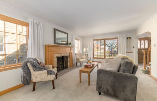 2517 82, Milwaukee WI 53219-0024 exterior