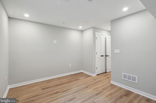 2200 Kater St, Philadelphia PA 19146-1139 exterior