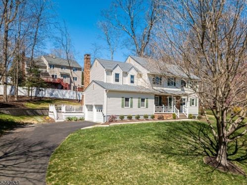 18 Drake Ct, Dover, NJ 07869-4851