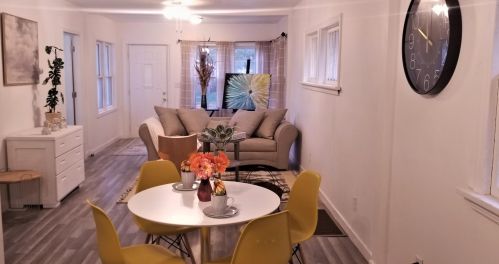 591 Mary St, Meskegon MI  49442-2113 exterior