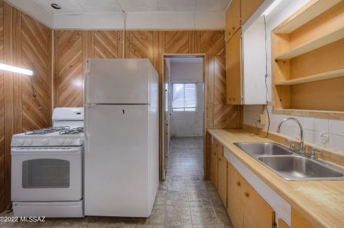 520 18th St, Tucson AZ 85701-2834 exterior