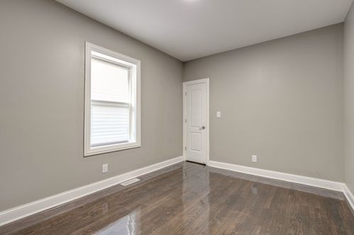 3048 80th St, Chicago IL  60617-1437 exterior