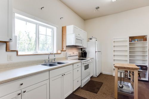 990 County Rd 92, Maple Plain MN 55359-9577 exterior