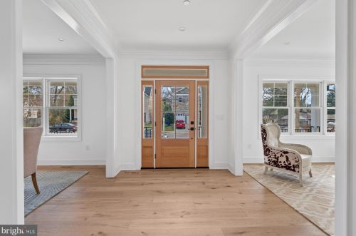 5805 Beech Ave, Bethesda MD  20817-3407 exterior