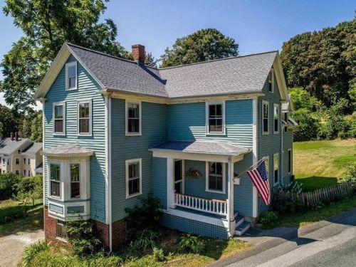 6 Highland Ave, Ipswich MA  01938-1323 exterior