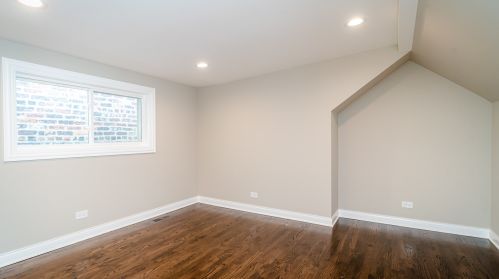 3221 Parnell Ave, Chicago IL 60628-6311 exterior