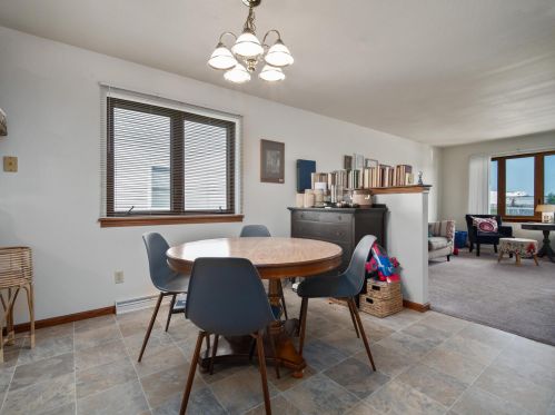 3307 Division St, Manitowoc, WI 54220-5969