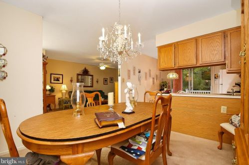 9 Kimberly Dr, Runnemede NJ 08078-2104 exterior