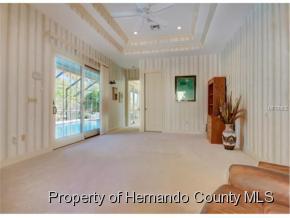 5022 Pinelake Rd, Zephyrhills, FL 33543-4421