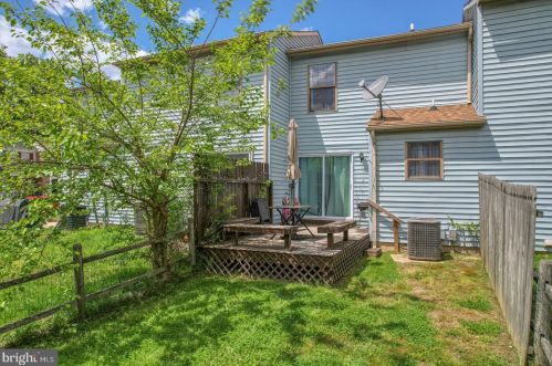 59 Mactavish Ct, New Castle DE 19720-6524 exterior