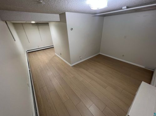 1001 12th Ave, Duluth MN  55805-1566 exterior