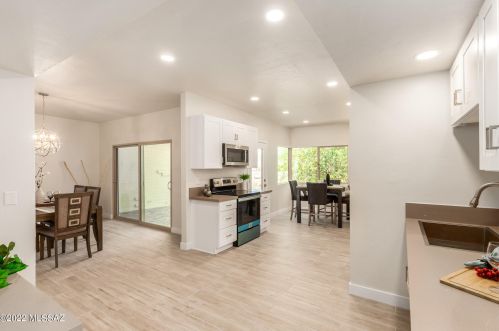 2494 Camino Valle Verde, Tucson AZ  85715-3405 exterior