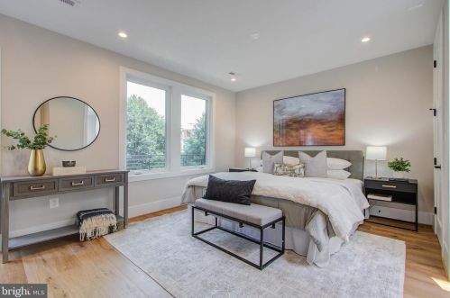 1520 Upshur St, Washington DC  20011-7008 exterior