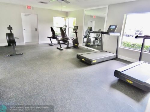 6662 Boca Del Mar Dr, Boca Raton FL  33433-5719 exterior