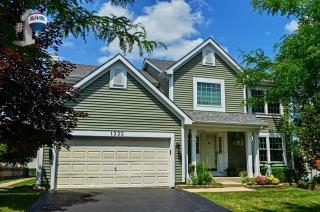 1330 Burnett Dr, Aurora, IL 60502-7046