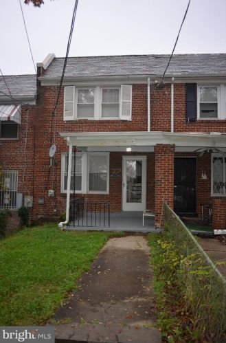 72 Allison St, Washington, DC 20011-6736