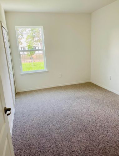 2082 Burlington St, Fort Pierce FL 34984-4365 exterior