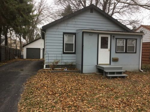 2012 Melrose Ave, Waukegan, IL 60085-5248