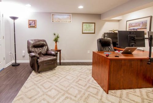 895 Parkside Ave, Elmhurst IL 60126-5027 exterior