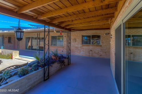 201 Irving Ave, Tucson AZ 85711-6239 exterior